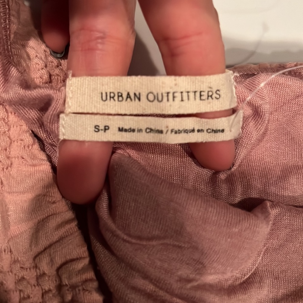 𝅺urban Outfitters tube top. - Picture 4 of 4